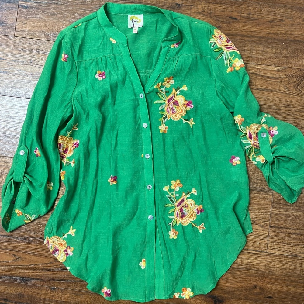 Fig & Flower Bohemian Floral Embroidered Sheer Tabbed Sleeve Blouse M Anthro